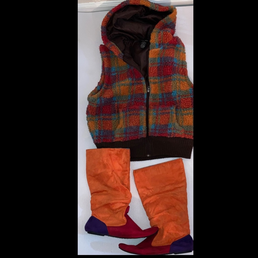 Vest and boot set